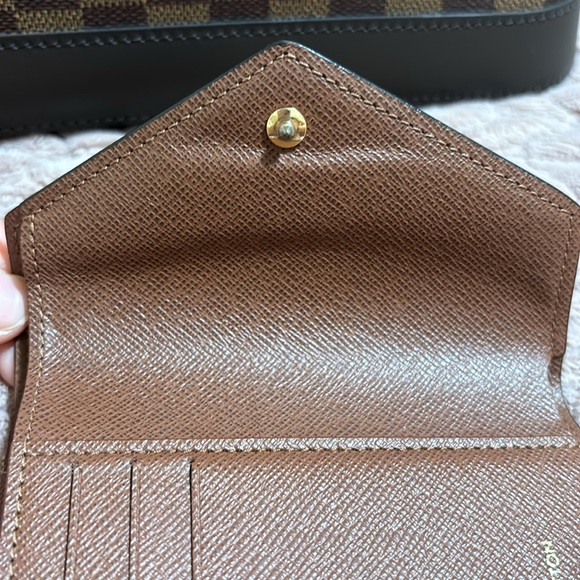 Louis Vuitton Victorine wallet - Picture 9 of 12